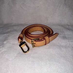 Authentic - Louis Vuitton - Leather Crossbody Strap with Gold Hardware - 16 mm